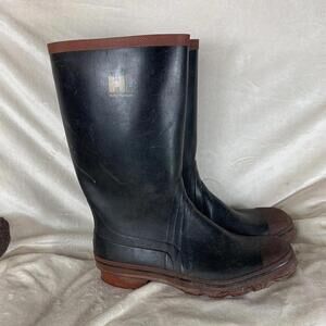 Helly Hansen Workwear Mens Size 12 Pull On Steel Shank Rain Boots Black Red READ